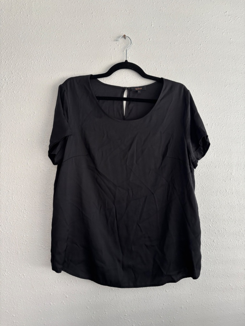 Quince Washable Stretch Silk Tee in Black - Size L - Picture 3 of 8